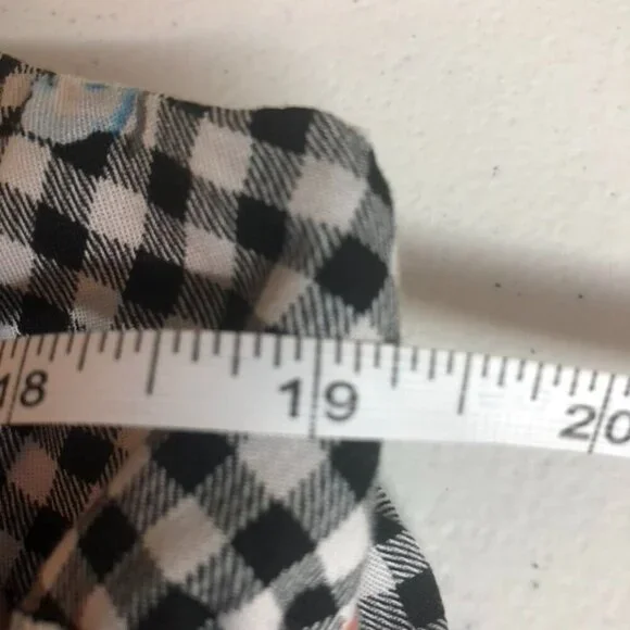 Torrid Womens Floral Gingham Top Size 2 18-20 2X Rayon/Spandex Black/White - Picture 12 of 14